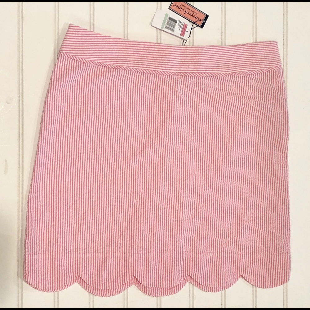 NWT Vineyard Vines pink seersucker scallop skirt